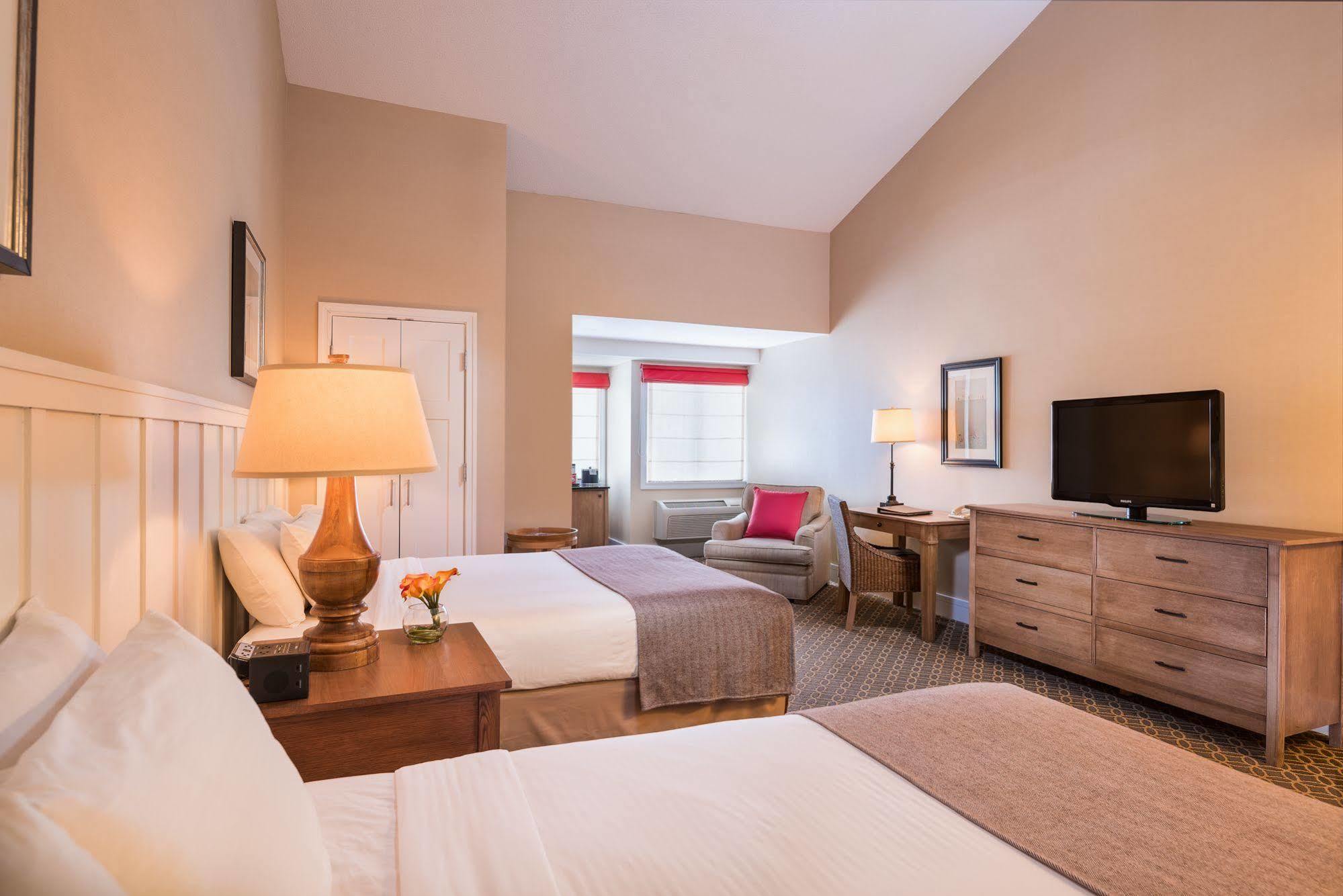 The Westport Inn, An Ascend Hotel Collection Member Exteriér fotografie